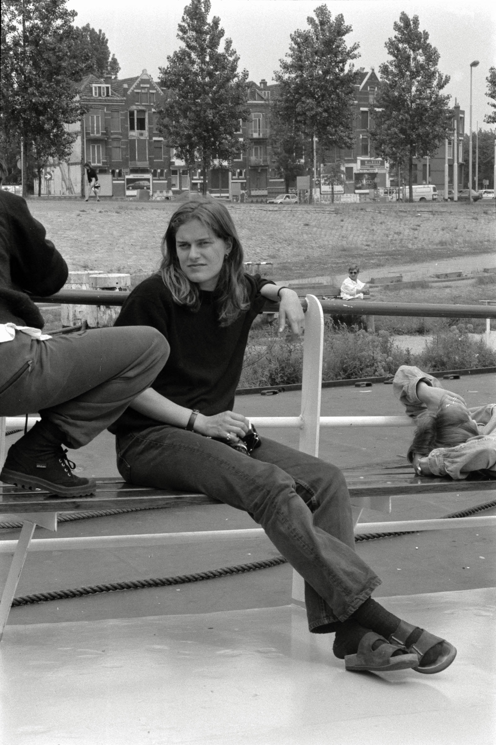 AHP F1992 06 001 sc250507 img25 NLP